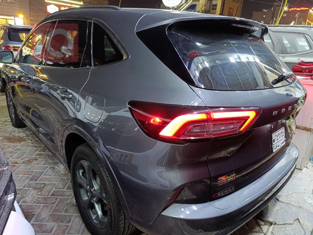 فۆرد ئێسکەیپ